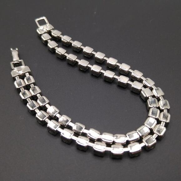 Vintage Double Strand Clear Rhinestone Bracelet, 7 Inches, Wedding Bridal - Picture 8 of 8